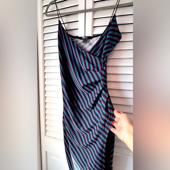 🔥🔥SEXY FITTING DRESS 🔥🔥 - Picture 5 of 13